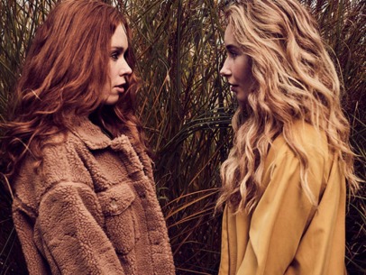 Antoinette de Jong met zusje Michelle